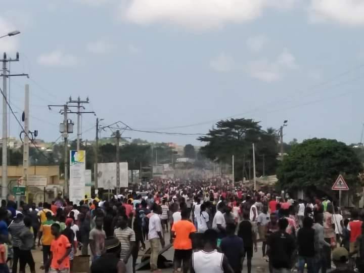 Présidentielle 2020  ( Côte d’Ivoire ) : La majorité de la population dit non aau troisième mandat de Ouattara, le bilan des manifestations  s’alourdit 1 mort à Bonoua