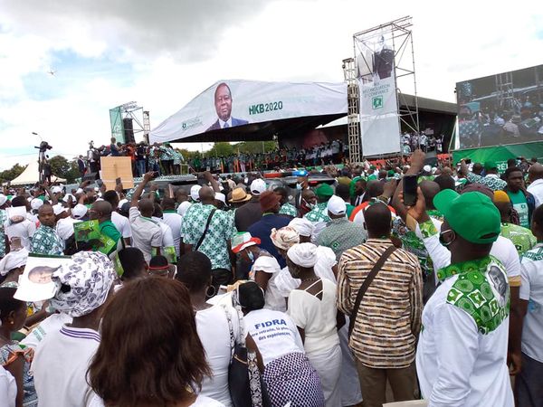 Investiture de Bédié : Démonstration de force du Pdci à Yamoussoukro.