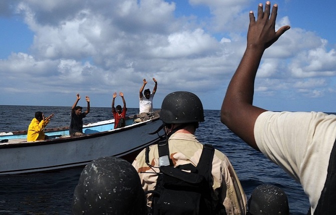 Côte d’Ivoire : Des marins Ivoiriens volent au secours d’un équipage Singapourien en haute à 600 kms des Côte d’Ivoire