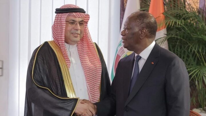 Côte d’Ivoire ( diplomatie): Le nouvel ambassadeur du Royaume de l’Arabie Saoudite SEM Saad Bin Bakheat AL-QATHAMI a présenté ses lettres de créance au Président Alassane Ouattara.