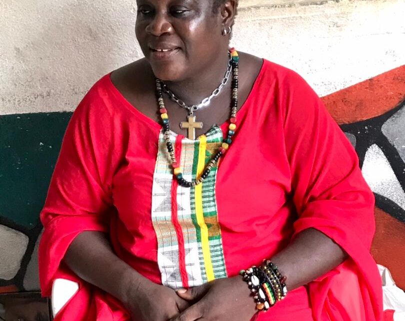 Côte d’Ivoire ( culture ) : Somé Perpétue artiste comédienne chantre ” J’ai besoin de moyens matériels et financiers pour vous produire des sketches de meilleures qualités”.